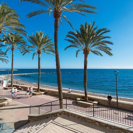 Rentandhomes Beachfront Marbella Center Екстер'єр фото