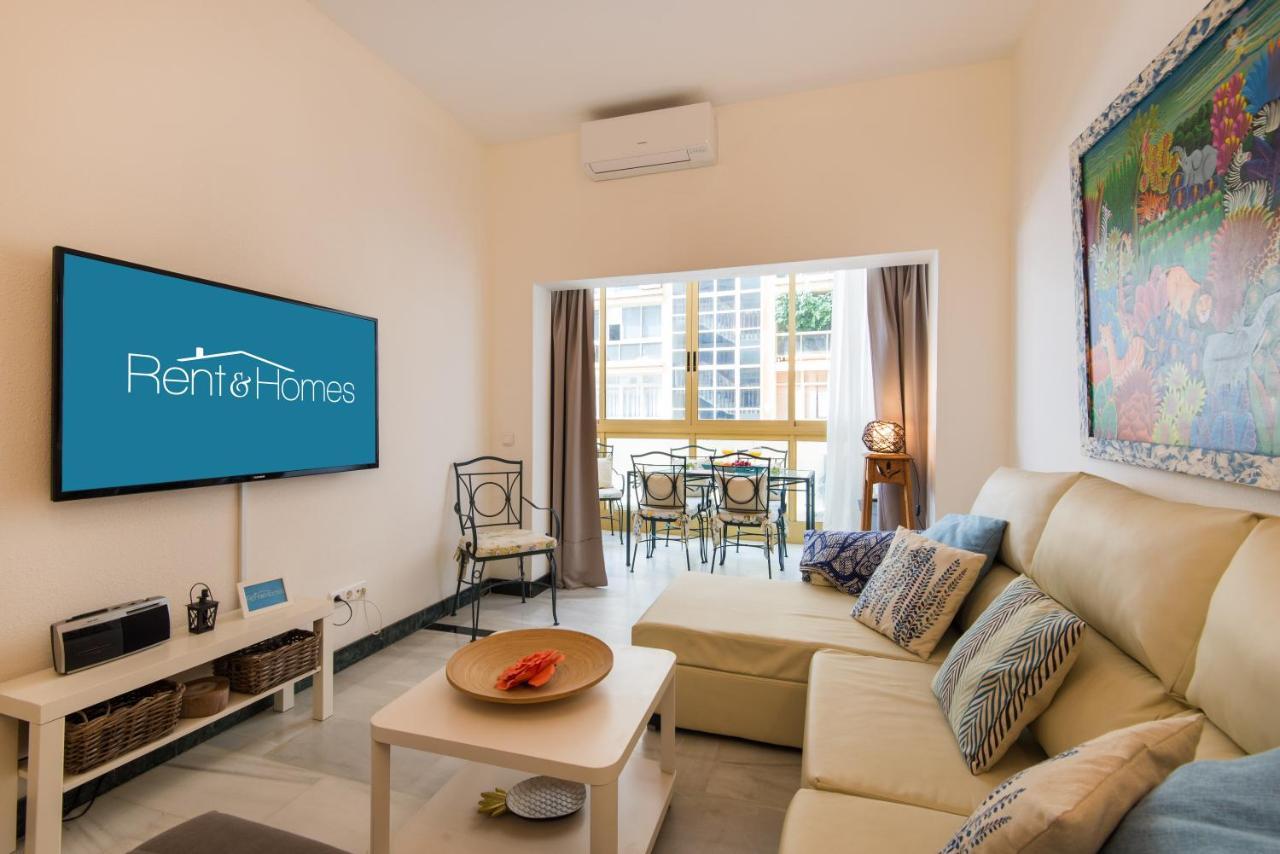 Rentandhomes Beachfront Marbella Center Екстер'єр фото
