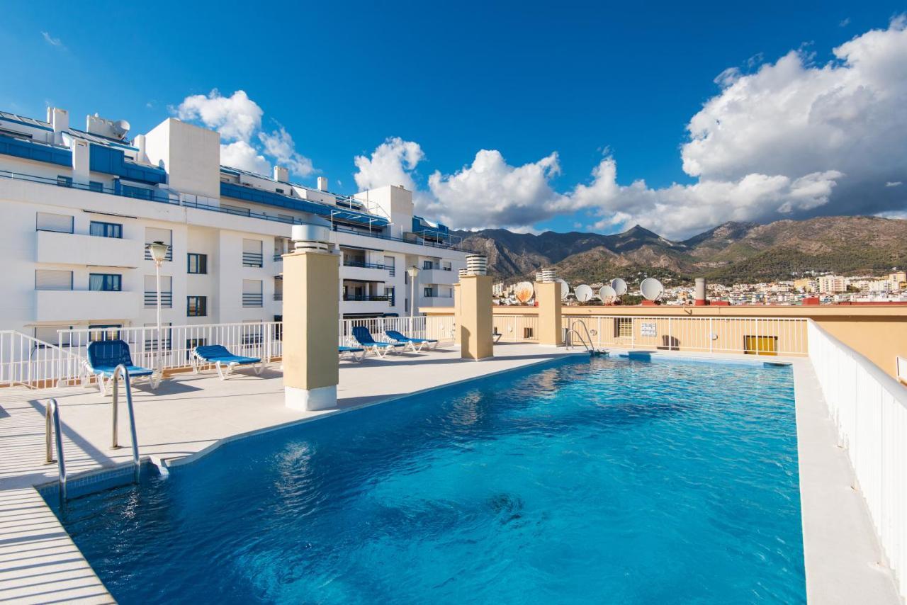 Rentandhomes Beachfront Marbella Center Екстер'єр фото